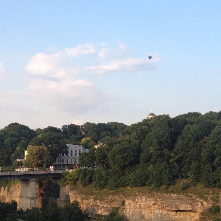 Guesthouse Grand Canyon Kam'janec'-Podil's'kyj Esterno foto